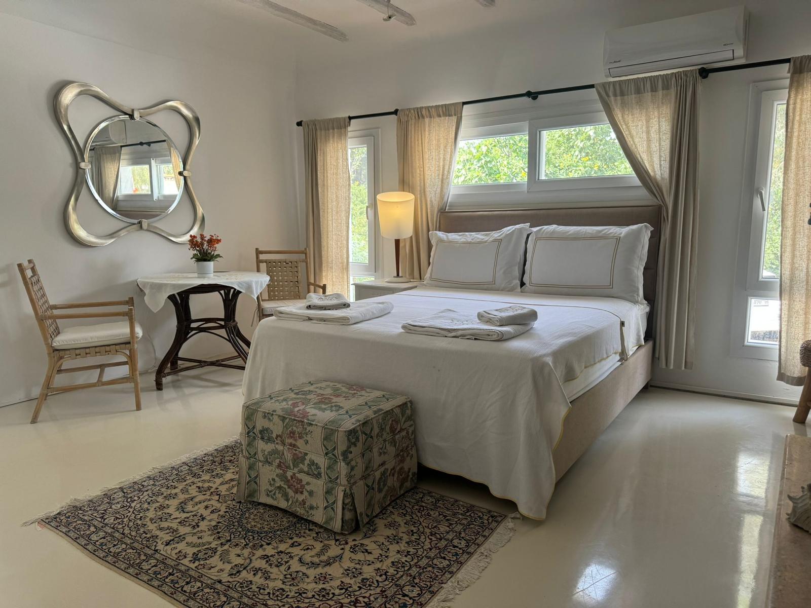 Beachfront Hotels in Çeşme Ilıca